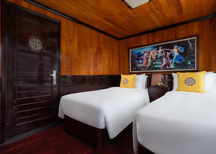 Botel Hera Boutique Cruise Bay Hạ Long