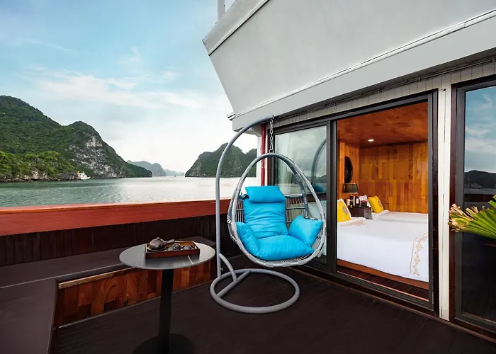 Hera Boutique Cruise Bay Botel Hạ Long